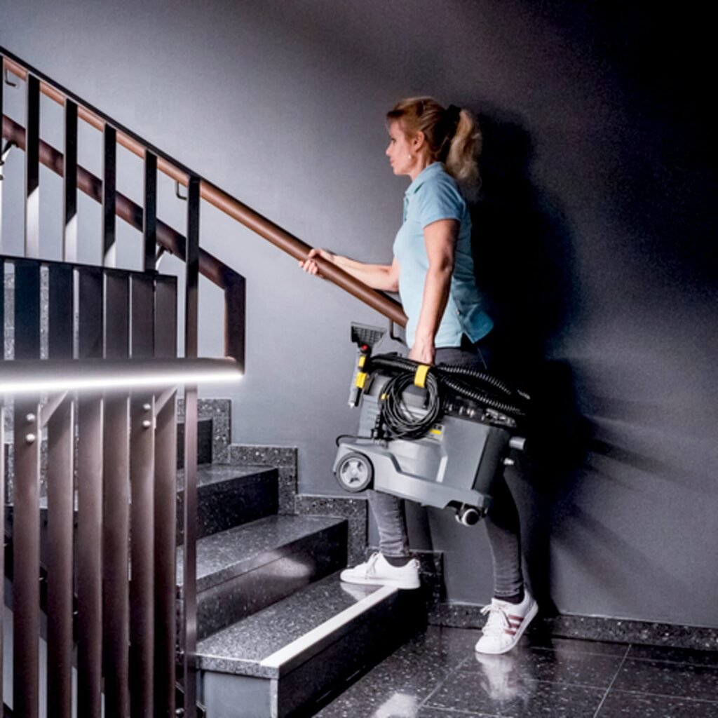 Appareil d'injection-extraction KARCHER Puzzi 8/1 NEW karcher algerie